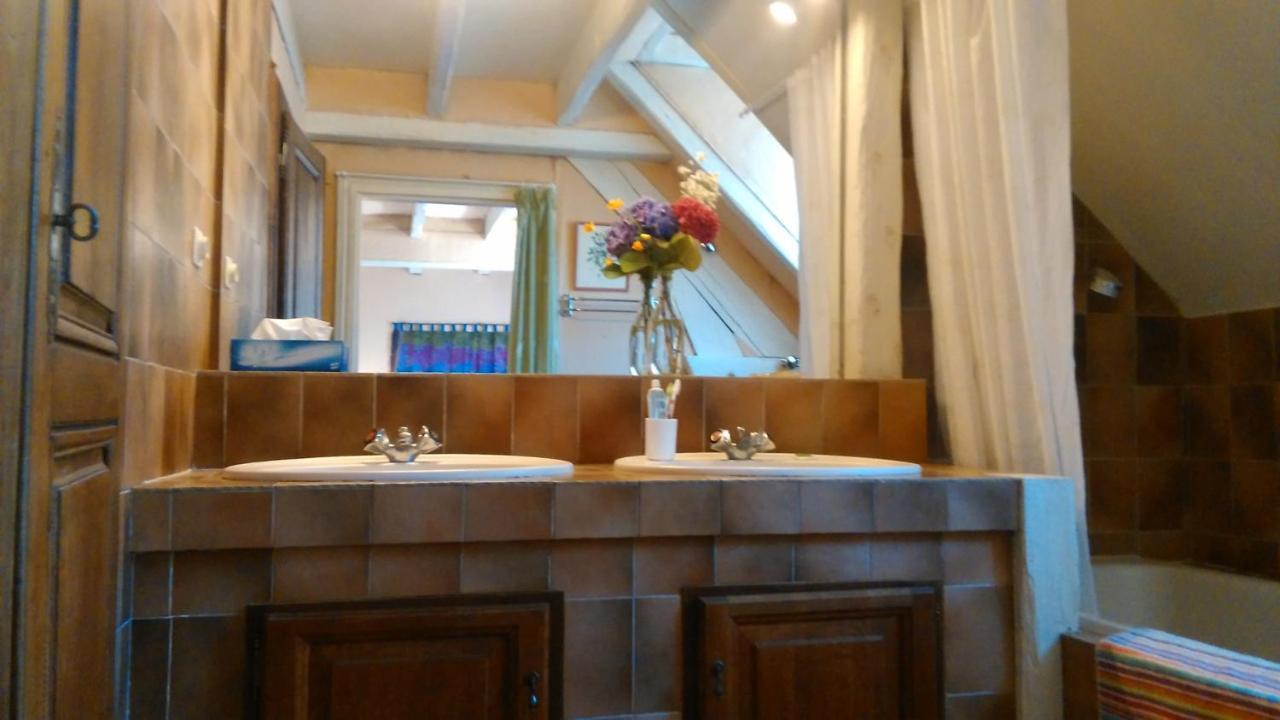 Maison La Luzienne - Lou Astiou ลูซ-แซ็ง-โซเวอร์ ภายนอก รูปภาพ